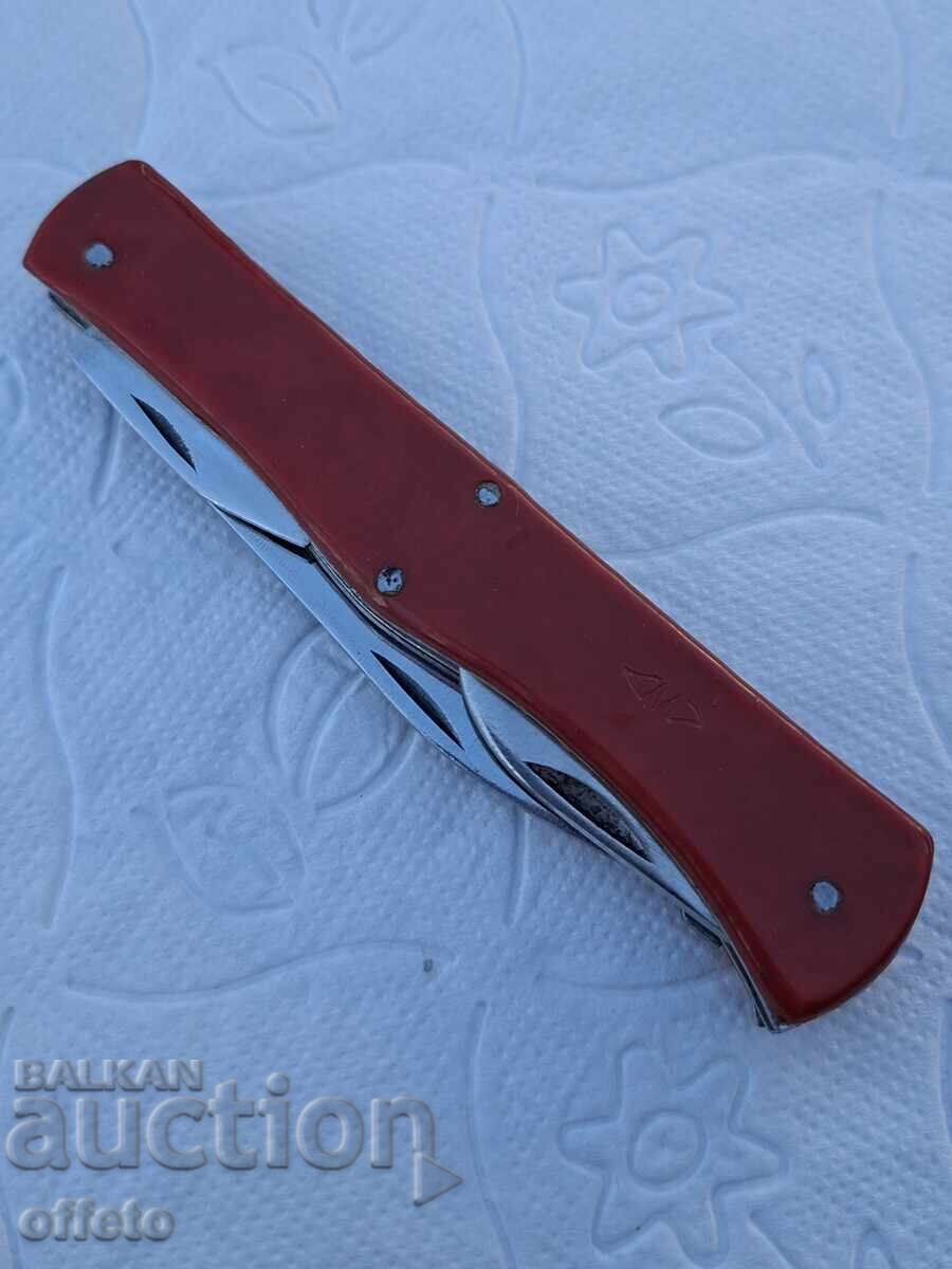 Auction  An old pocket knife