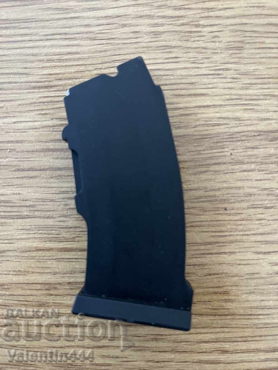 Пълнител за карабина "БЪРНО - 1" и "БЪРНО - 2", кал. 22LR с цена 60.00 лв. | € 30.68 Пълнител за карабина "БЪРНО - 1" и "БЪРНО - 2", кал. 22LR с цена 60.00 лв. | € 30.68