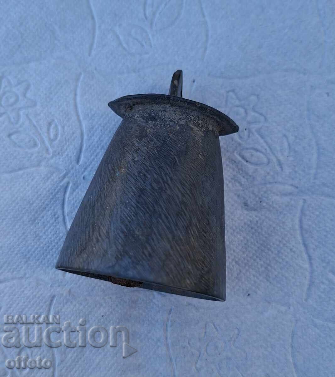 Licitație Tanc vechi Licitație Tanc vechi