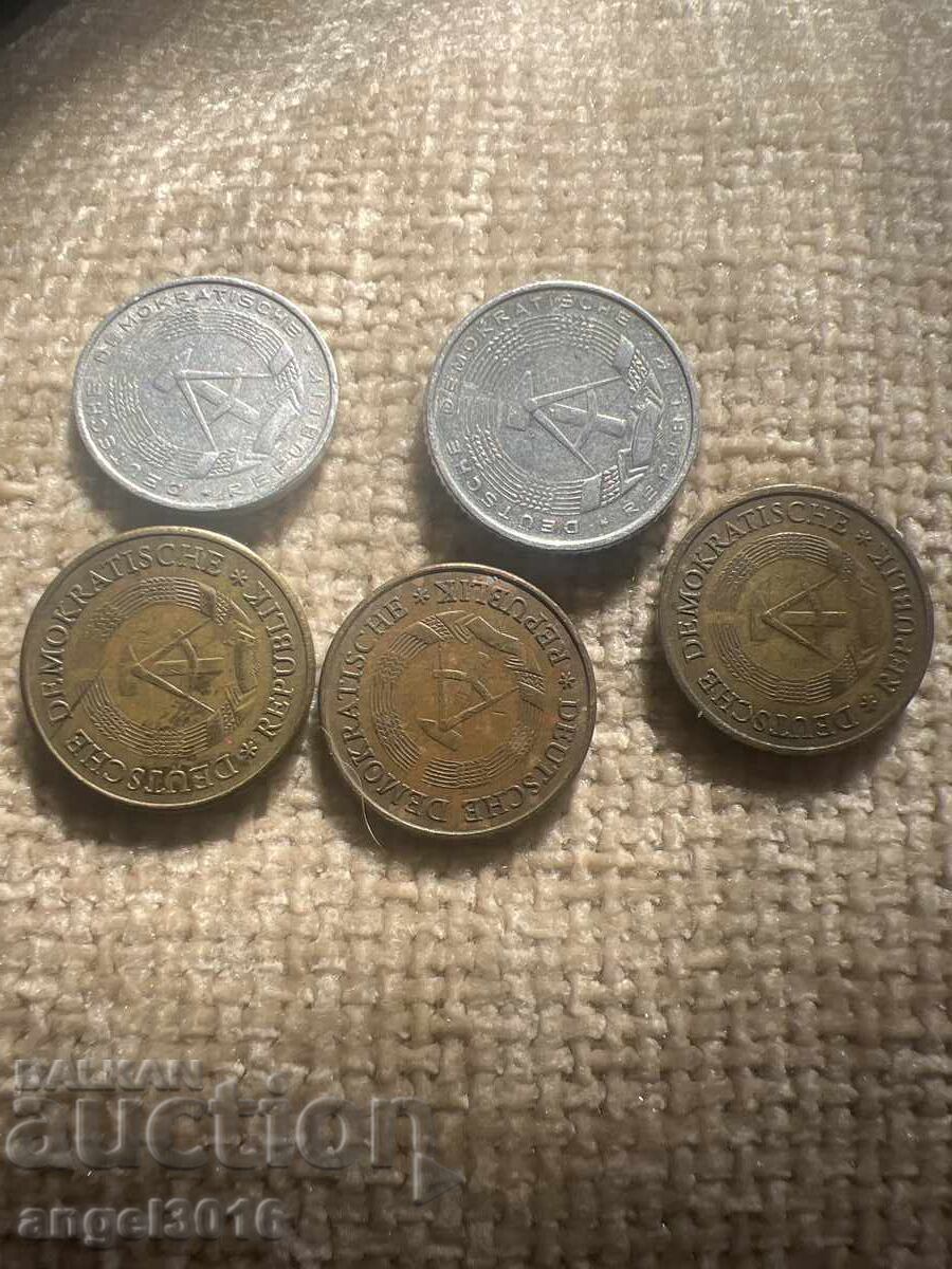 DDR νομίσματα ΓΛΔ πφένιχ -10(1968),20(1969-2τμχ,1971) με τιμή 8.88 BGN | € 4.54 DDR νομίσματα ΓΛΔ πφένιχ -10(1968),20(1969-2τμχ,1971) με τιμή 8.88 BGN | € 4.54