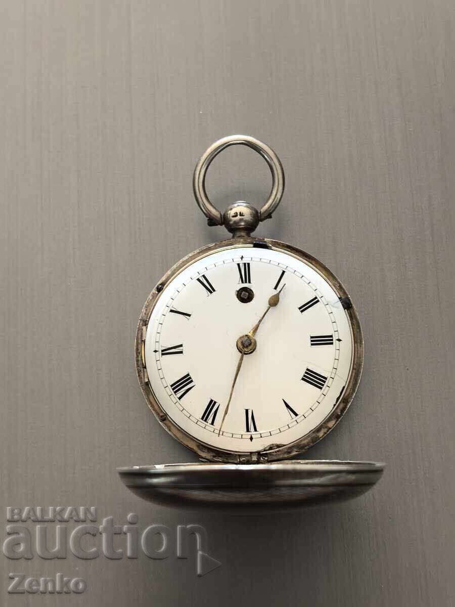Livrarea Ceas de buzunar vechi din argint