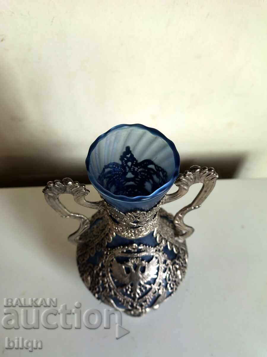 Невероятно Красив Съд Със Посребрена Орнаментика с цена 34.98 лв. | € 17.88 Невероятно Красив Съд Със Посребрена Орнаментика с цена 34.98 лв. | € 17.88