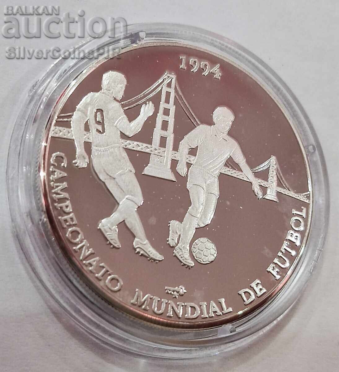 Сребро 10 Песо Световно по Футбол 1994 Куба с цена 0.01 лв. | € 0.01 Сребро 10 Песо Световно по Футбол 1994 Куба с цена 0.01 лв. | € 0.01