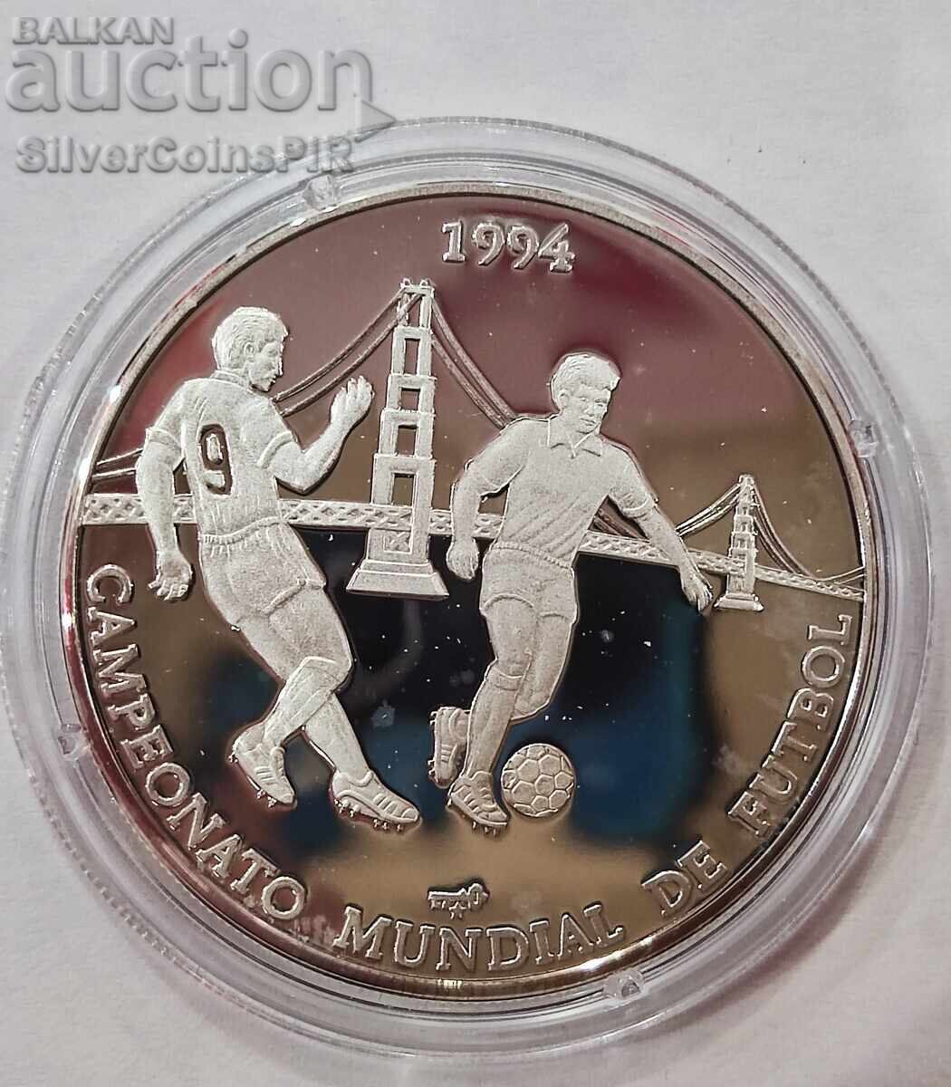 Сребро 10 Песо Световно по Футбол 1994 Куба Сребро 10 Песо Световно по Футбол 1994 Куба