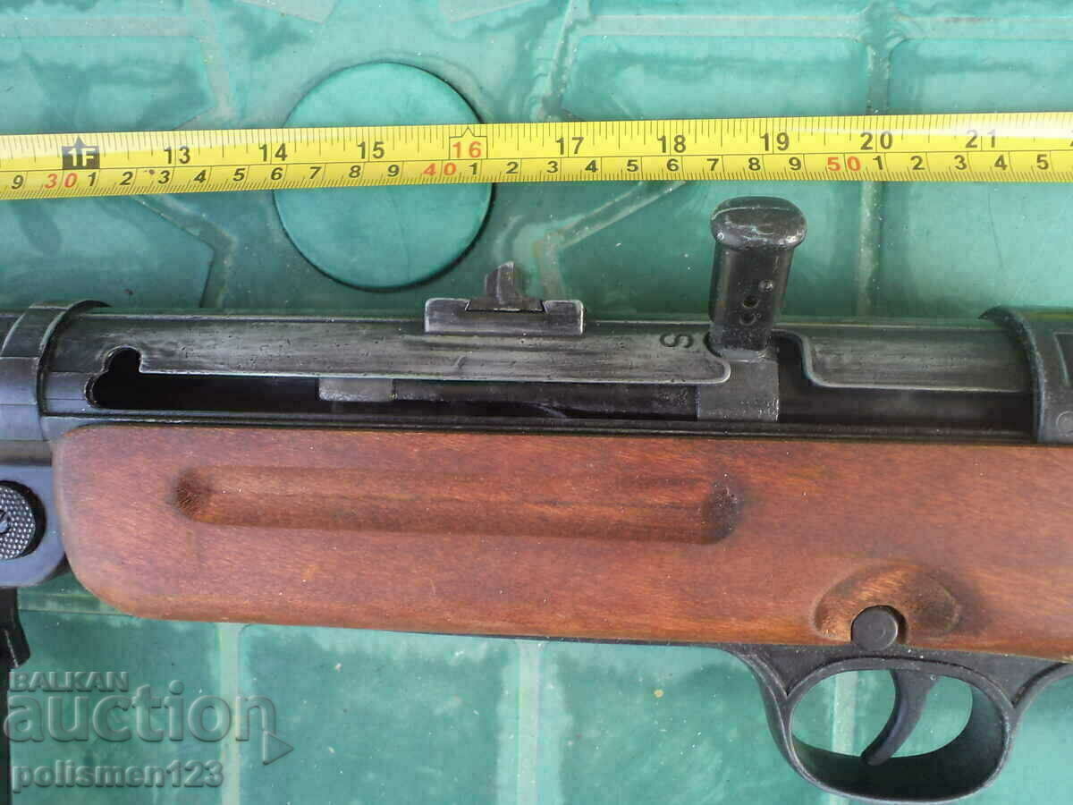 MP 41 cu preț 500.00 BGN | € 255.65 MP 41 cu preț 500.00 BGN | € 255.65