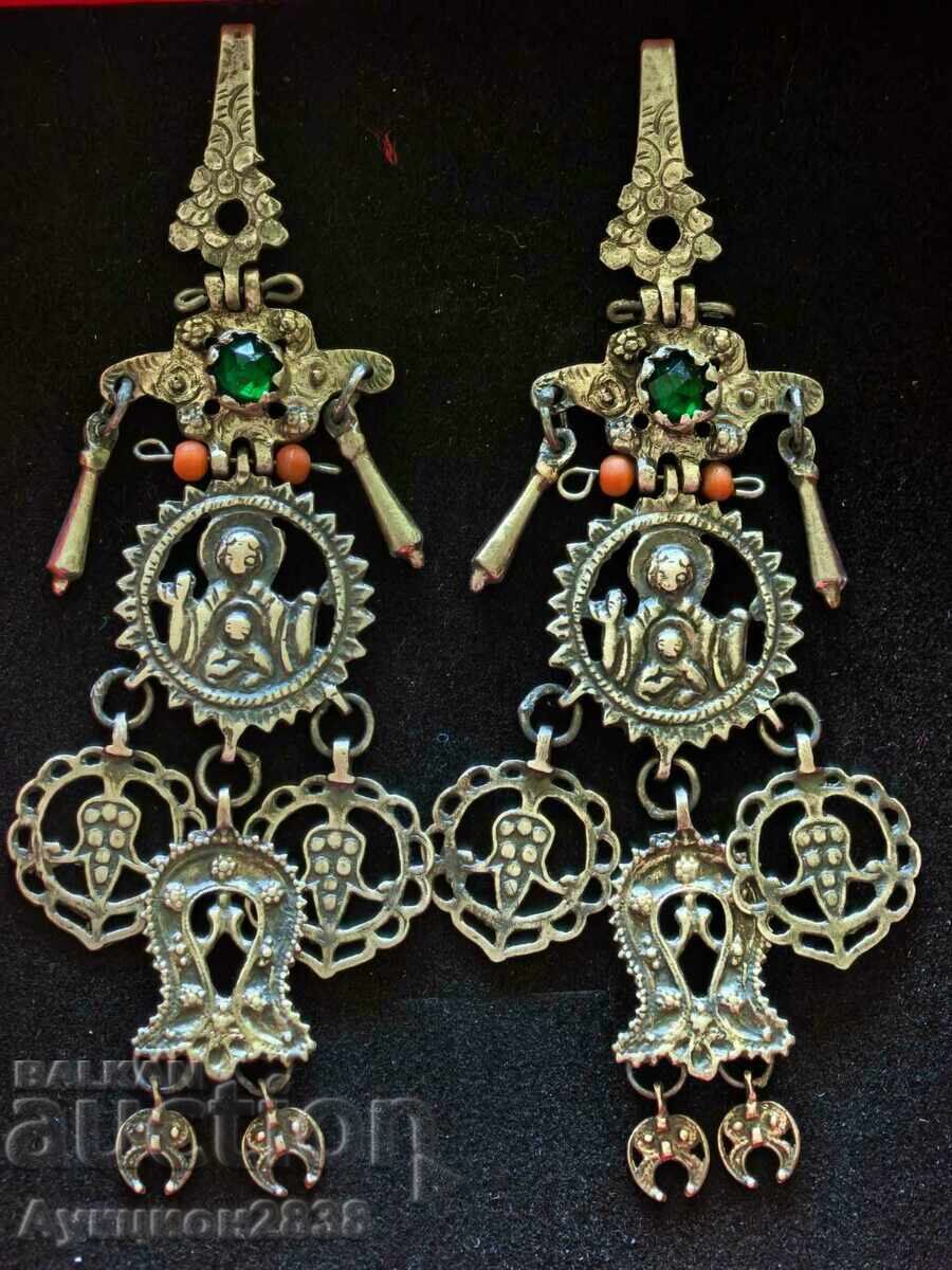 Delivery of Renaissance earrings Delivery of Renaissance earrings