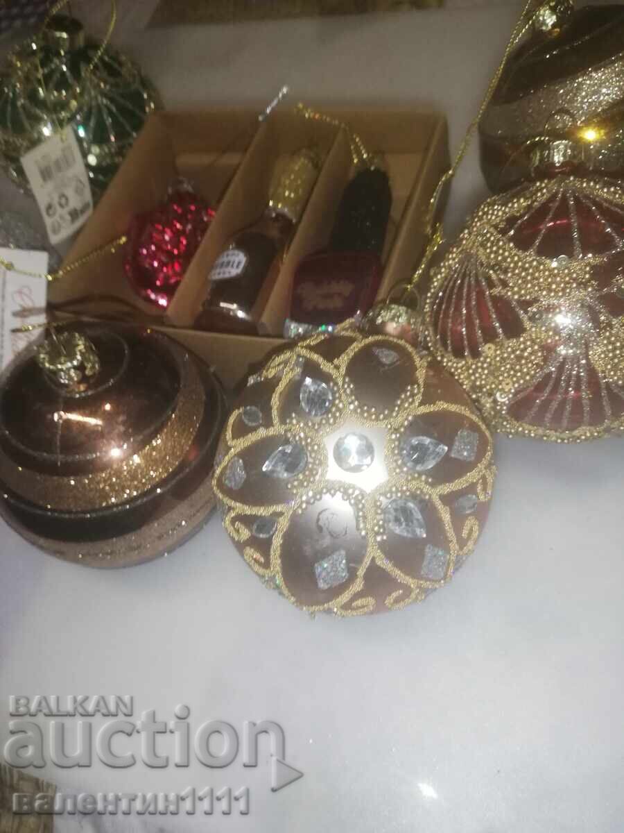 Jucării pentru bradul de Crăciun cu preț 0.01 BGN | € 0.01 Jucării pentru bradul de Crăciun cu preț 0.01 BGN | € 0.01