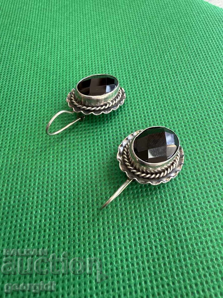 Δημοπρασία Χειροποίητα ασημένια σκουλαρίκια με μαύρο όνυχα. №7717 Δημοπρασία Χειροποίητα ασημένια σκουλαρίκια με μαύρο όνυχα. №7717