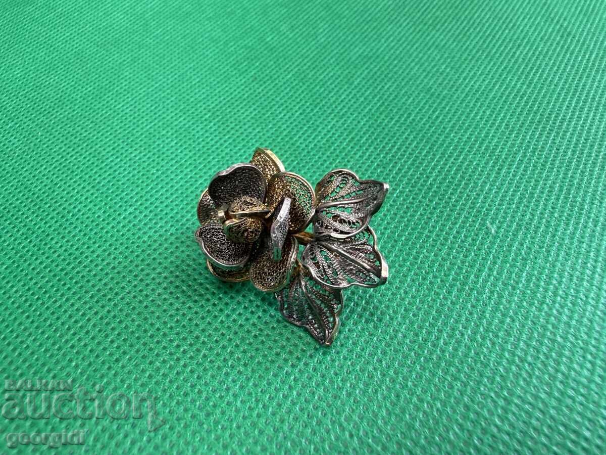 УНИКАТ ! Ръчно изработена сребърна брошка с позлата. №7718 - 5 УНИКАТ ! Ръчно изработена сребърна брошка с позлата. №7718 - 5