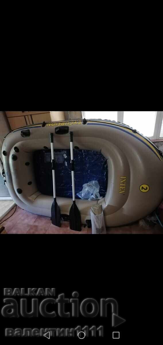 Аукцион Надуваема лодка, нова Аукцион Надуваема лодка, нова