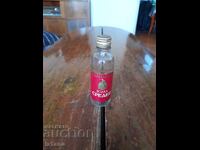 O sticlă veche de vodcă Sredets