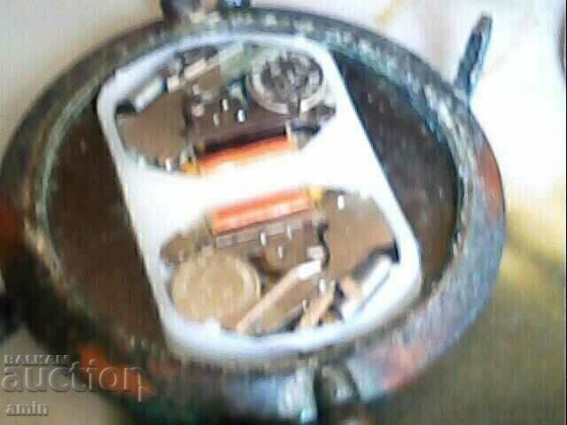 Παράδοση παλιό απολίθωμα 4 θέσεων Παράδοση παλιό απολίθωμα 4 θέσεων