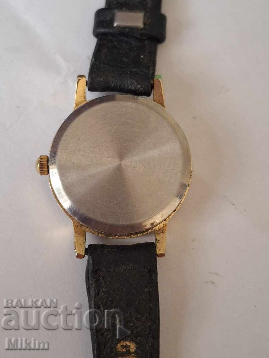 Ceas cu preț € 0.52 | 1.02 BGN Ceas cu preț € 0.52 | 1.02 BGN