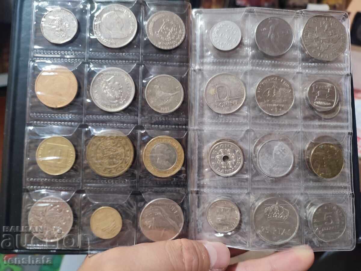 Monede din 66 de țări într-un album nou-nouț Monede din 66 de țări într-un album nou-nouț