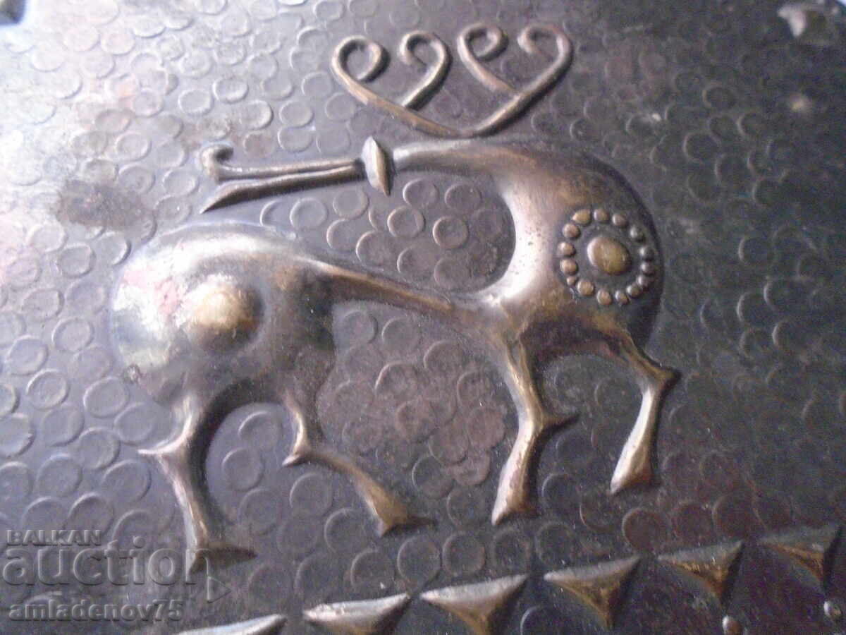 Αρτιστική μεταλλική απλίκα, πάνελ, 10 εκ με τιμή 15.00 BGN | € 7.67 Αρτιστική μεταλλική απλίκα, πάνελ, 10 εκ με τιμή 15.00 BGN | € 7.67