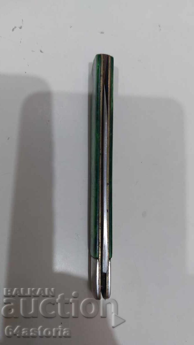 Μαχαίρι, λαβή, πέτκο ντένεφ, δρεπάνι και σφυρί, σουγιάς με τιμή 25.00 BGN | € 12.78 Μαχαίρι, λαβή, πέτκο ντένεφ, δρεπάνι και σφυρί, σουγιάς με τιμή 25.00 BGN | € 12.78