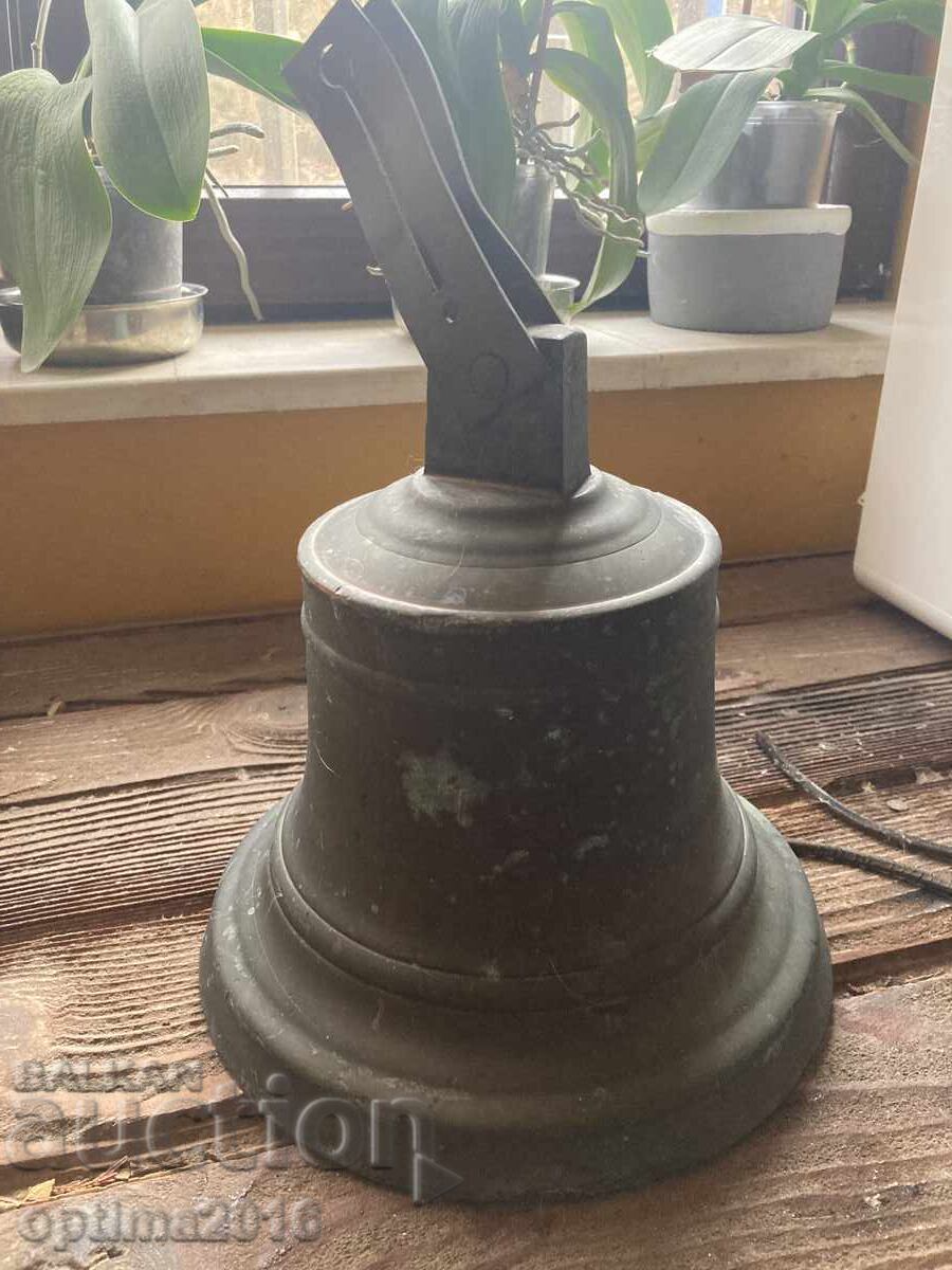 Бронзова камбана Бронзова камбана