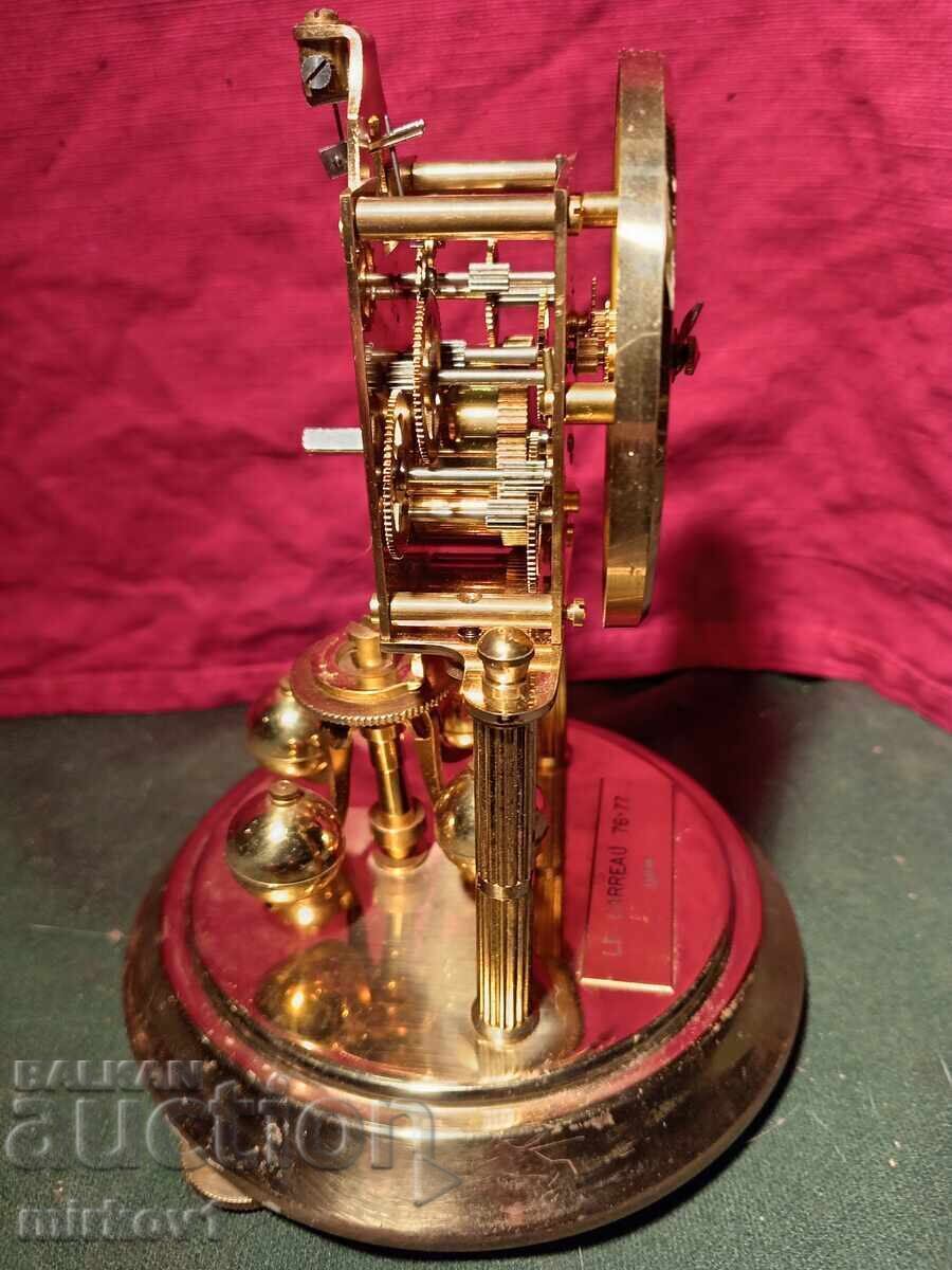 Livrarea Ceas german anual