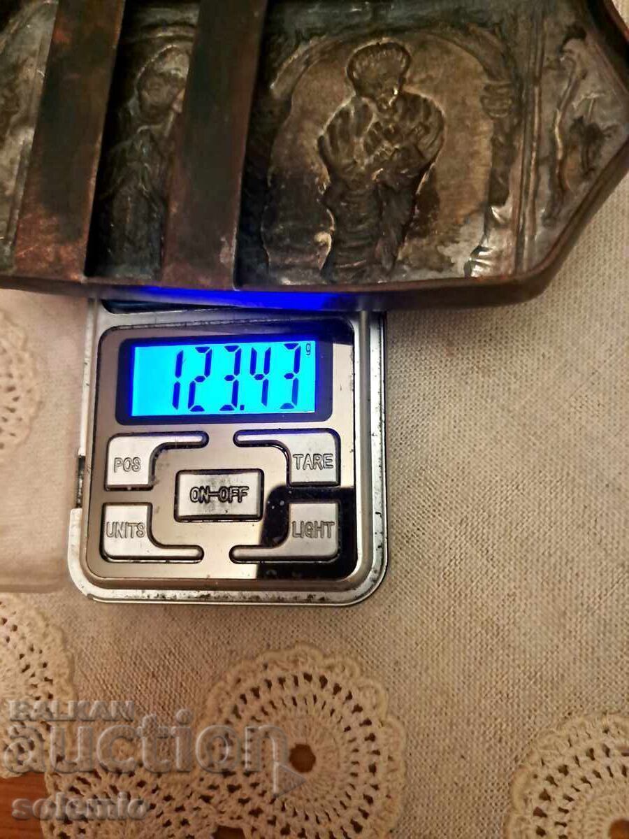 Παλιά ασημένια παστάκια με τιμή € 460.16 | 899.99 BGN Παλιά ασημένια παστάκια με τιμή € 460.16 | 899.99 BGN