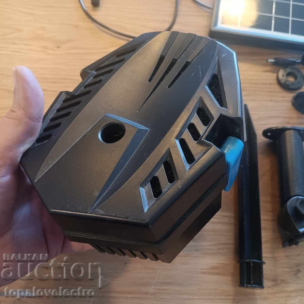 Доставка на Соларен филтър с помпа Biling 8W и батерия 3600 mAh, 405 L/h Доставка на Соларен филтър с помпа Biling 8W и батерия 3600 mAh, 405 L/h