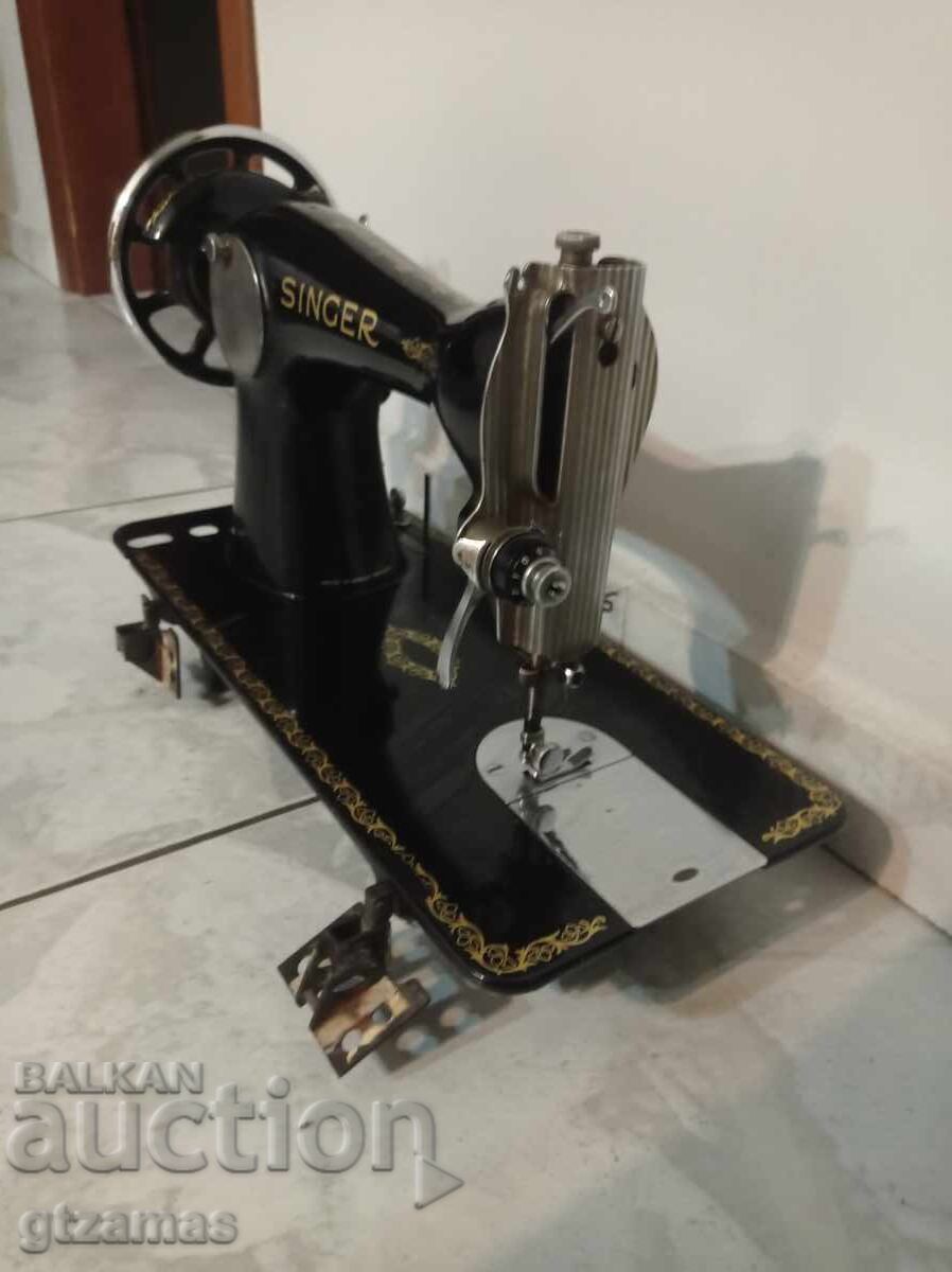 Ραπτομηχανή Singer αχρησιμοποίητη με τιμή 195.58 BGN | € 100.00 Ραπτομηχανή Singer αχρησιμοποίητη με τιμή 195.58 BGN | € 100.00