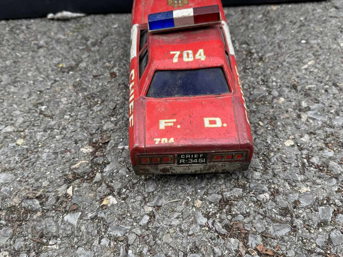 Доставка на Стара Японска метална играчка модел кола полиция Доставка на Стара Японска метална играчка модел кола полиция