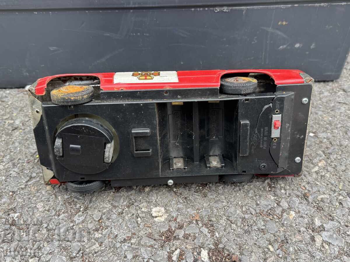 Стара Японска метална играчка модел кола полиция - 5 Стара Японска метална играчка модел кола полиция - 5