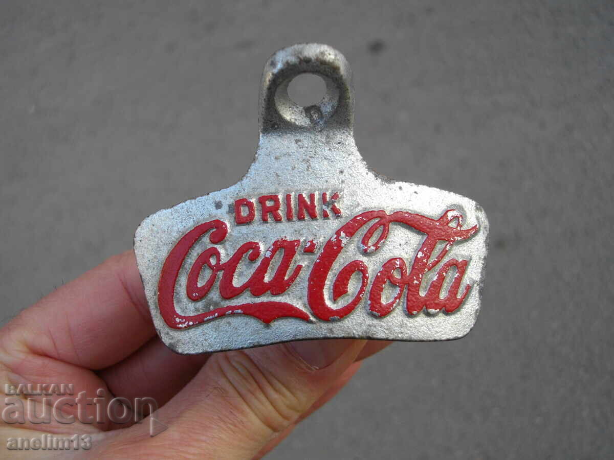 КОЛЕКЦИОНЕРСКА МЕТАЛНА ОТВАРАЧКА ЗА СТЕНА COCA COLA GERMANY с цена 45.00 лв. | € 23.01 КОЛЕКЦИОНЕРСКА МЕТАЛНА ОТВАРАЧКА ЗА СТЕНА COCA COLA GERMANY с цена 45.00 лв. | € 23.01