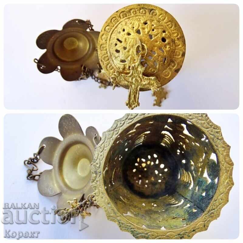 Veche candelă de bronz cu 4 cruciulițe - 5