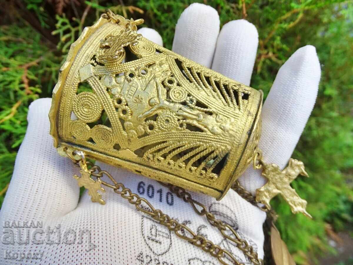 Veche candelă de bronz cu 4 cruciulițe