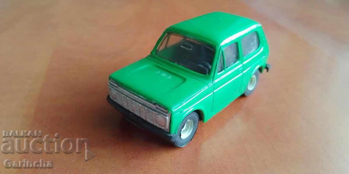 Lada Niva Micro 1/43 Bulgaria with price 38.00 BGN | € 19.43 Lada Niva Micro 1/43 Bulgaria with price 38.00 BGN | € 19.43