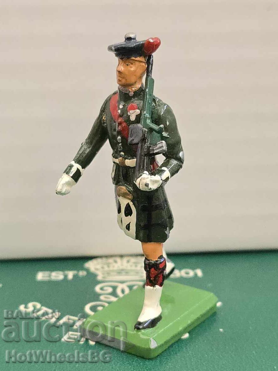 Винтидж оловно войниче-Английски гвардеец с цена 5.99 лв. | € 3.06 Винтидж оловно войниче-Английски гвардеец с цена 5.99 лв. | € 3.06