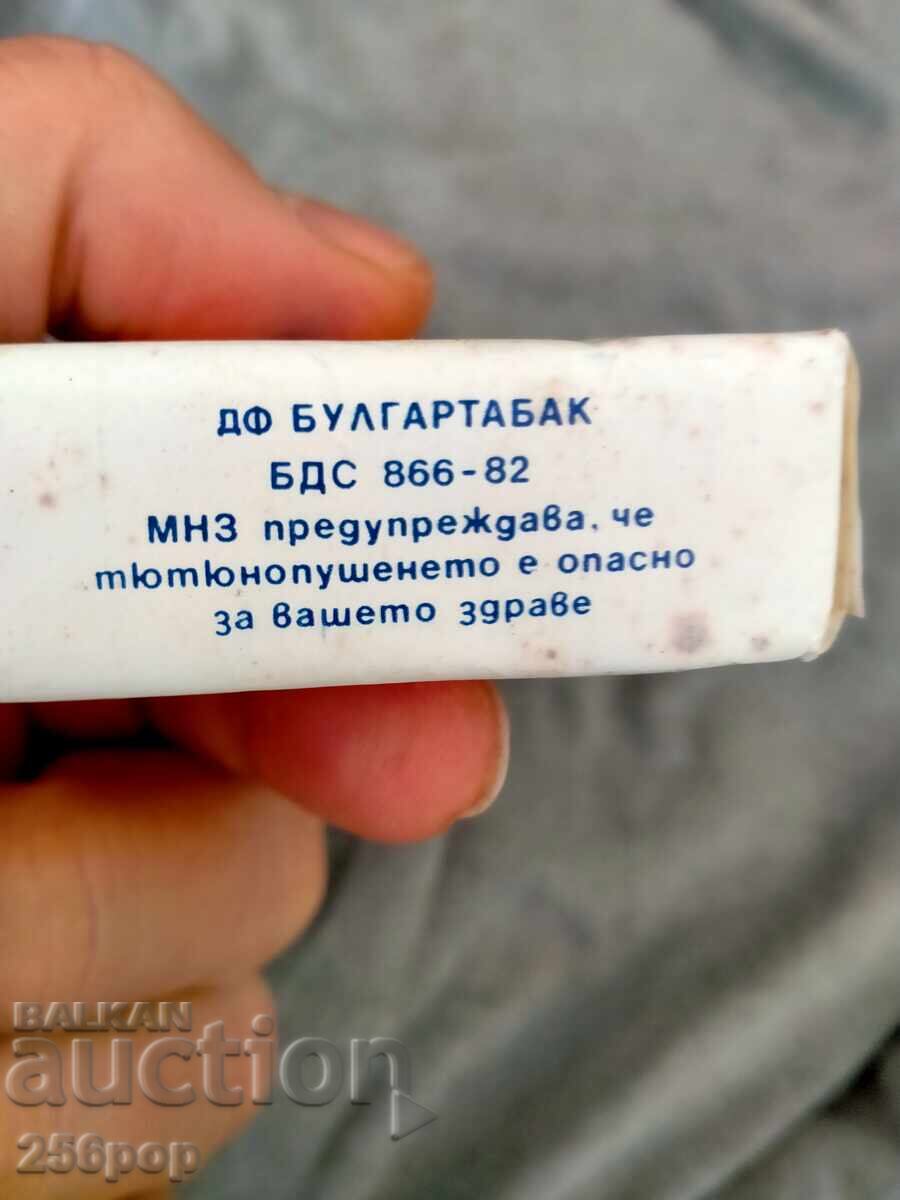 Аукцион Табакера с цигари Арда филтър Аукцион Табакера с цигари Арда филтър