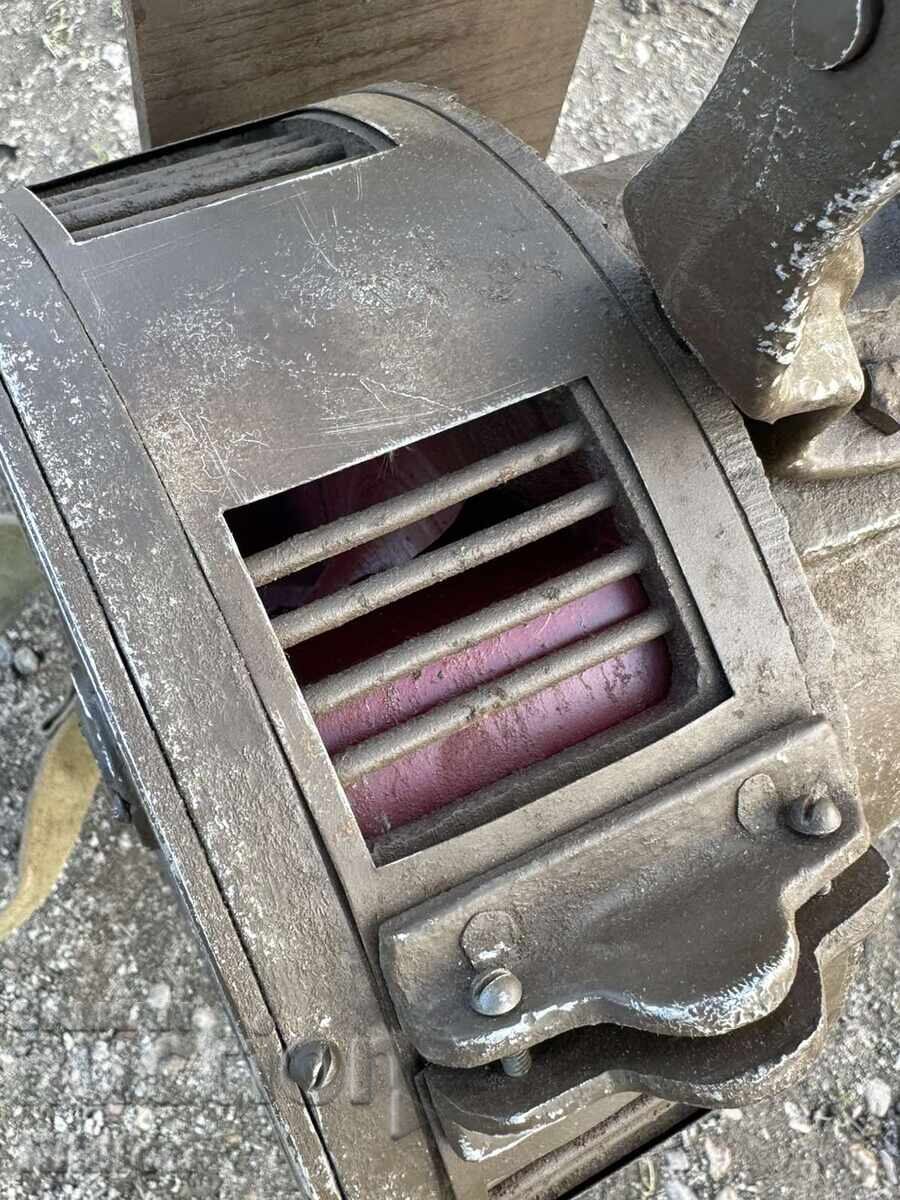 Военна Ръчна Сирена за Въздушна Тревога - 7 Военна Ръчна Сирена за Въздушна Тревога - 7