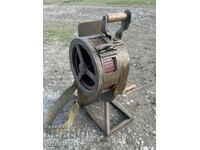 Военна Ръчна Сирена за Въздушна Тревога