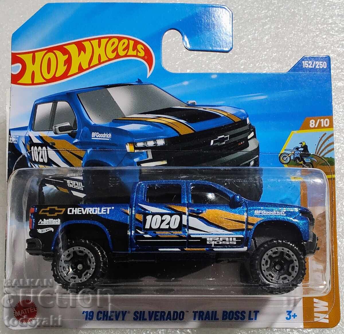 Hot Wheels 19 Chevy Silverado Trail Boss Khot Uils 1:64 Shevi Hot Wheels 19 Chevy Silverado Trail Boss Khot Uils 1:64 Shevi