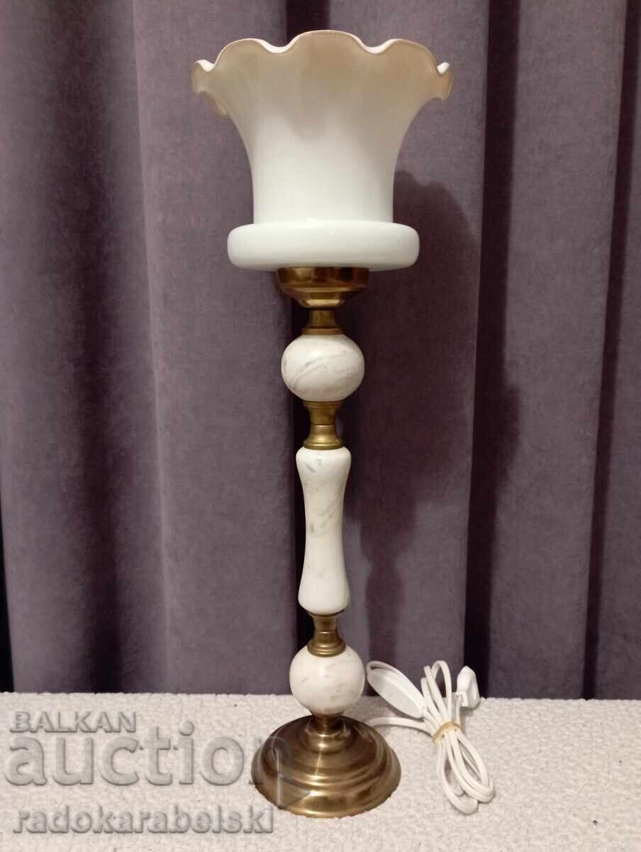 Set două lămpi de marmură cu abajur de sticlă albă cu preț € 51.08 | 99.90 BGN