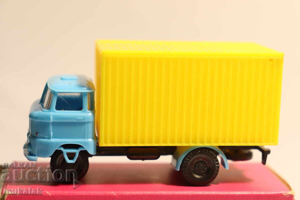 MINI CAR 1/87 H0 IFA ИФА ФУРГОН КАМИОН МОДЕЛ с цена 30.00 лв. | € 15.34 MINI CAR 1/87 H0 IFA ИФА ФУРГОН КАМИОН МОДЕЛ с цена 30.00 лв. | € 15.34