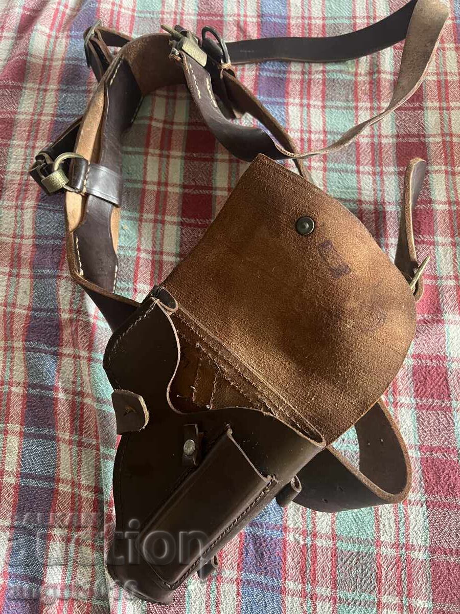 Licitație Set complet: Curea din piele cu toc și curea de susținere! Licitație Set complet: Curea din piele cu toc și curea de susținere!