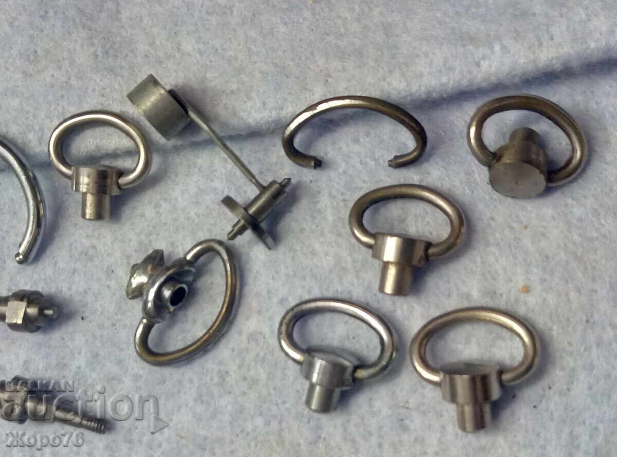 Livrarea Lot de piese de ceasornicărie pentru ceas deșteptător, ceas de buzunar / Cheie Livrarea Lot de piese de ceasornicărie pentru ceas deșteptător, ceas de buzunar / Cheie