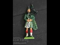 Винтидж оловно войниче-Английски гвардеец