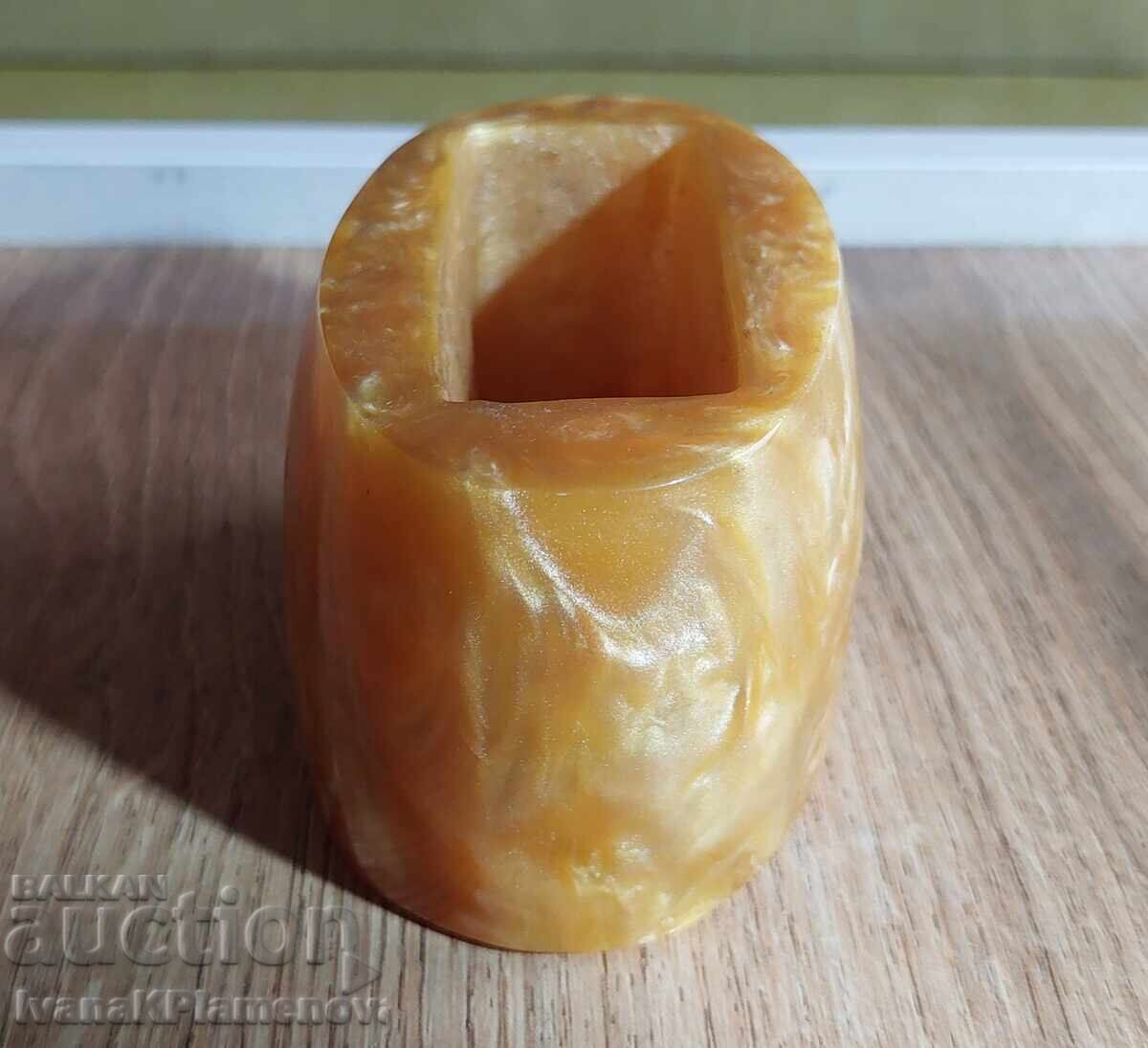 Livrarea Suvenir catalin pentru cunoscători