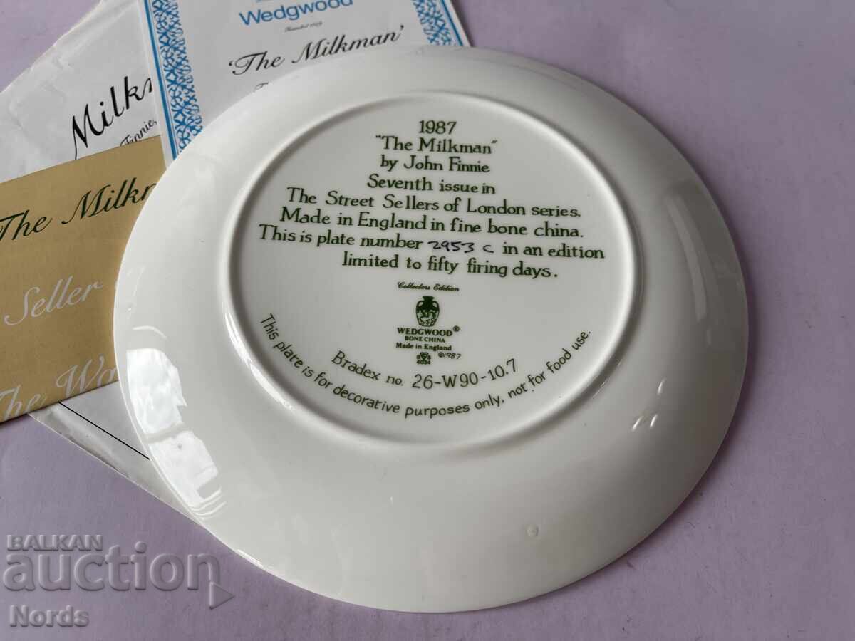 Livrarea Wedgwood. Farfurie de colecție cu certificat Livrarea Wedgwood. Farfurie de colecție cu certificat