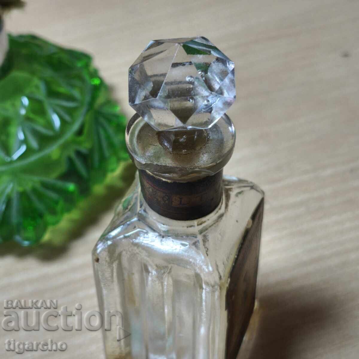 Παλιά μπουκάλια αρωμάτων - 7 Παλιά μπουκάλια αρωμάτων - 7