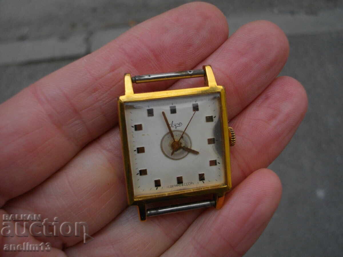 КОЛЕКЦИОНЕРСКИ ПОЗЛАТЕН ЧАСОВНИК LUCH ЛУЧ 23 КАМНЯ с цена 65.00 лв. | € 33.23 КОЛЕКЦИОНЕРСКИ ПОЗЛАТЕН ЧАСОВНИК LUCH ЛУЧ 23 КАМНЯ с цена 65.00 лв. | € 33.23