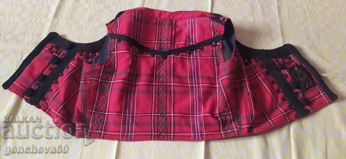 Вълнен мъжки елек с гайтани за носия - 7 Вълнен мъжки елек с гайтани за носия - 7