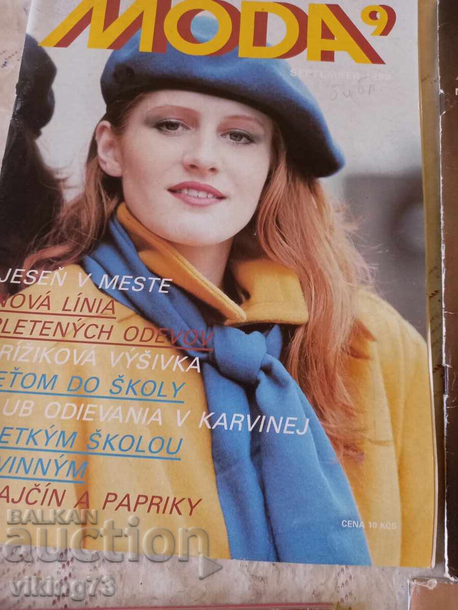 Revista de modă MODA, Cehoslovacia cu preț 1.50 BGN | € 0.77 Revista de modă MODA, Cehoslovacia cu preț 1.50 BGN | € 0.77