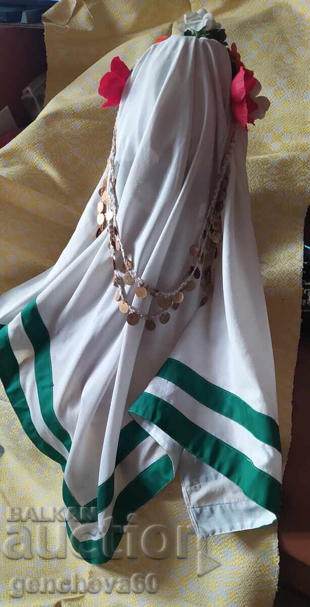 Аукцион Етно лазарски косичник с цветя и пендари Аукцион Етно лазарски косичник с цветя и пендари