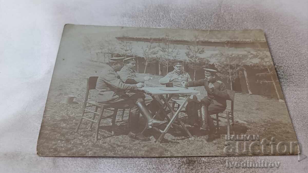 Fotografie sat Călăcevo Ofițeri bând cafea pe front Război Mondial I Fotografie sat Călăcevo Ofițeri bând cafea pe front Război Mondial I