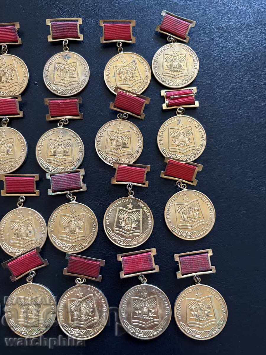 Licitație Medalii Bulgaria, lot 22 buc Licitație Medalii Bulgaria, lot 22 buc